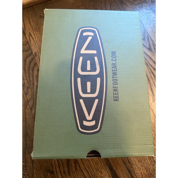 Keen Targhee Mid Waterproof Hiking Shoes Black Green Kids Size 1 NIB NEW $80 - Picture 8 of 16